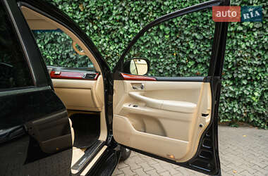 Внедорожник / Кроссовер Lexus LX 2010 в 