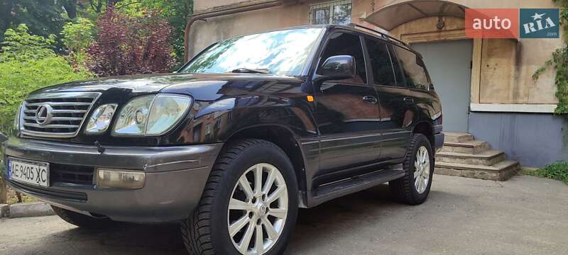 Внедорожник / Кроссовер Lexus LX 2006 в Никополе
