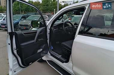 Внедорожник / Кроссовер Lexus LX 2021 в 