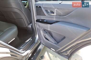 Позашляховик / Кросовер Lexus LX 2023 в 