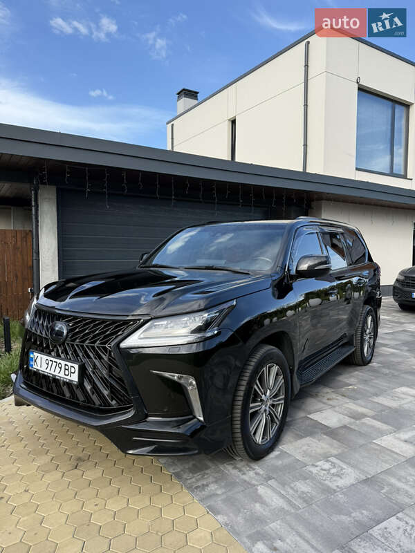 Внедорожник / Кроссовер Lexus LX 2019 в 