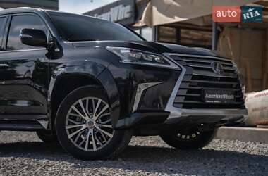 Внедорожник / Кроссовер Lexus LX 2017 в 