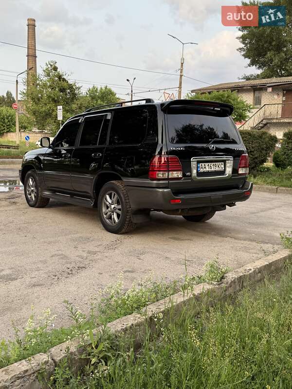 Внедорожник / Кроссовер Lexus LX 2004 в Киеве