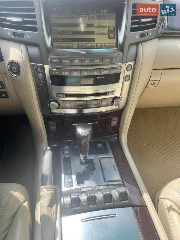 Позашляховик / Кросовер Lexus LX 2011 в Львові