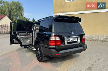 Внедорожник / Кроссовер Lexus LX 2005 в 