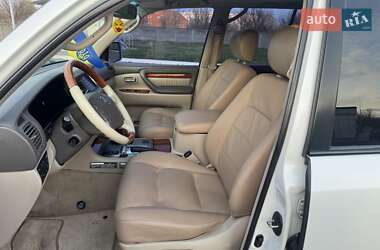 Внедорожник / Кроссовер Lexus LX 2003 в 