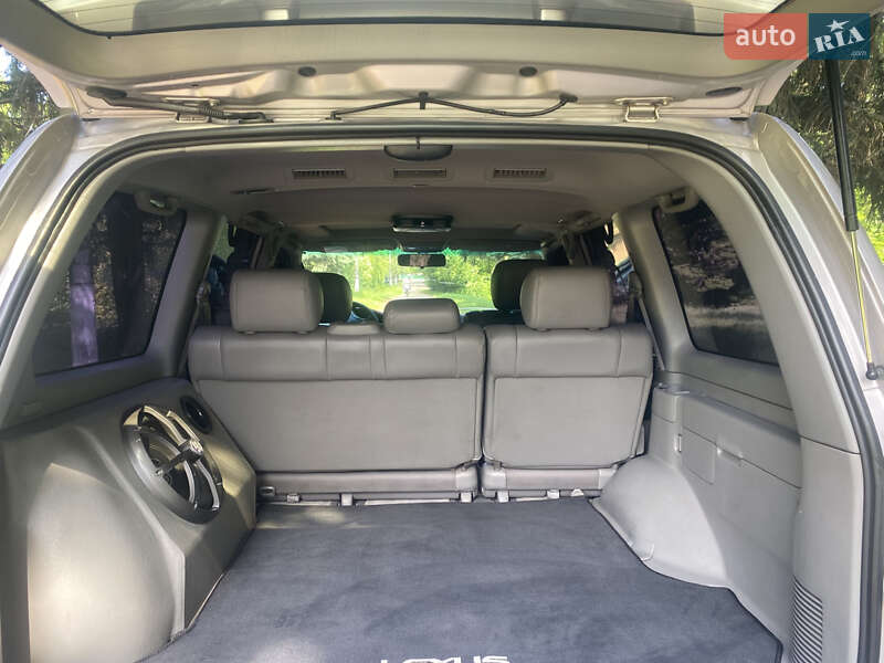 Внедорожник / Кроссовер Lexus LX 2003 в Христиновке