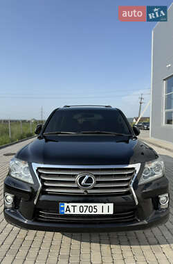 Внедорожник / Кроссовер Lexus LX 2011 в 
