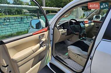 Внедорожник / Кроссовер Lexus LX 2008 в 