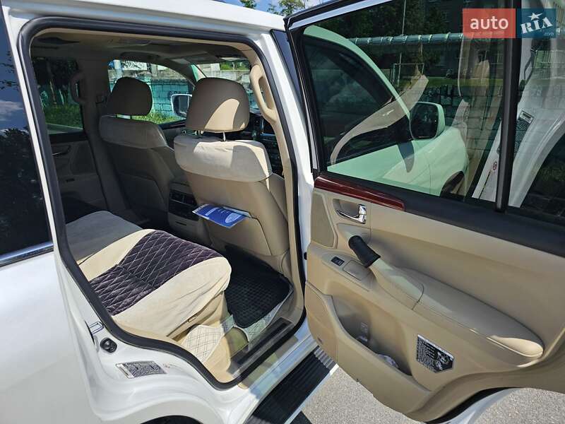 Внедорожник / Кроссовер Lexus LX 2008 в Днепре