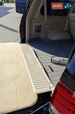 Позашляховик / Кросовер Lexus LX 2007 в 