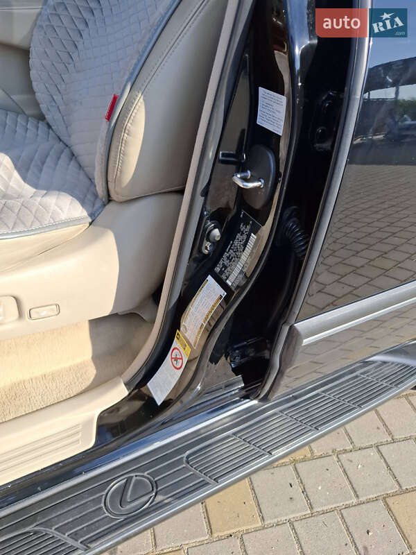 Внедорожник / Кроссовер Lexus LX 2007 в Иршаве