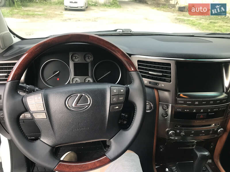 Позашляховик / Кросовер Lexus LX 2011 в Калинівці