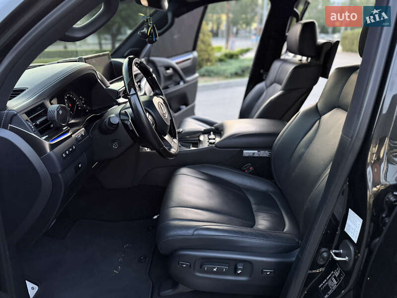 Внедорожник / Кроссовер Lexus LX 2019 в Днепре
