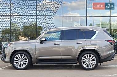 Внедорожник / Кроссовер Lexus LX 2021 в 