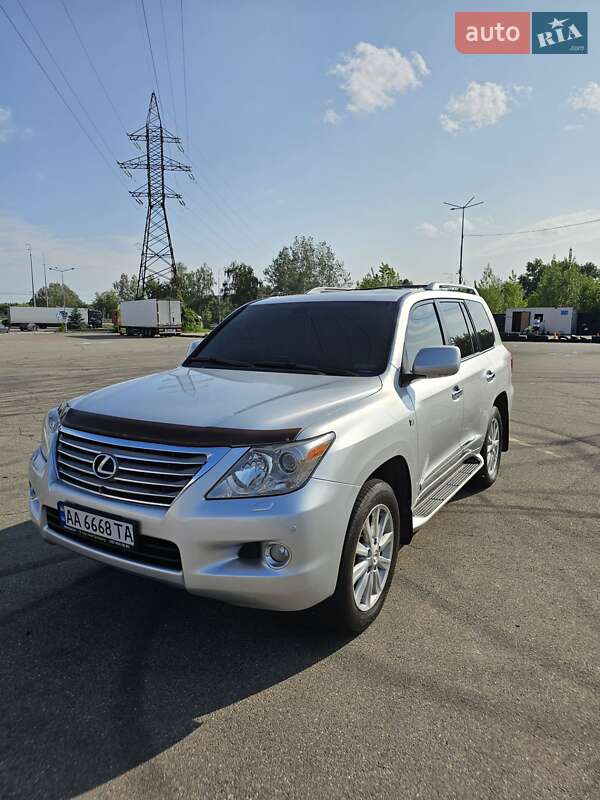 Позашляховик / Кросовер Lexus LX 2008 в Києві