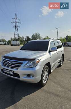 Внедорожник / Кроссовер Lexus LX 2008 в 