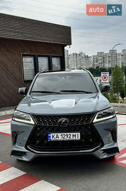 Внедорожник / Кроссовер Lexus LX 2017 в 