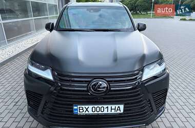 Внедорожник / Кроссовер Lexus LX 2023 в 