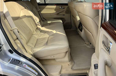 Позашляховик / Кросовер Lexus LX 2010 в 