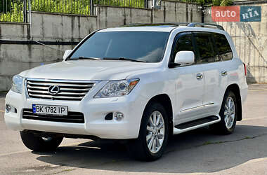 Внедорожник / Кроссовер Lexus LX 2008 в 