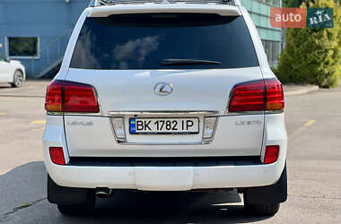 Внедорожник / Кроссовер Lexus LX 2008 в 
