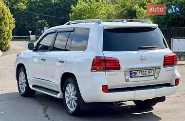 Внедорожник / Кроссовер Lexus LX 2008 в 