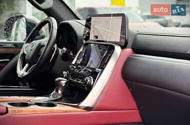 Позашляховик / Кросовер Lexus LX 2022 в 