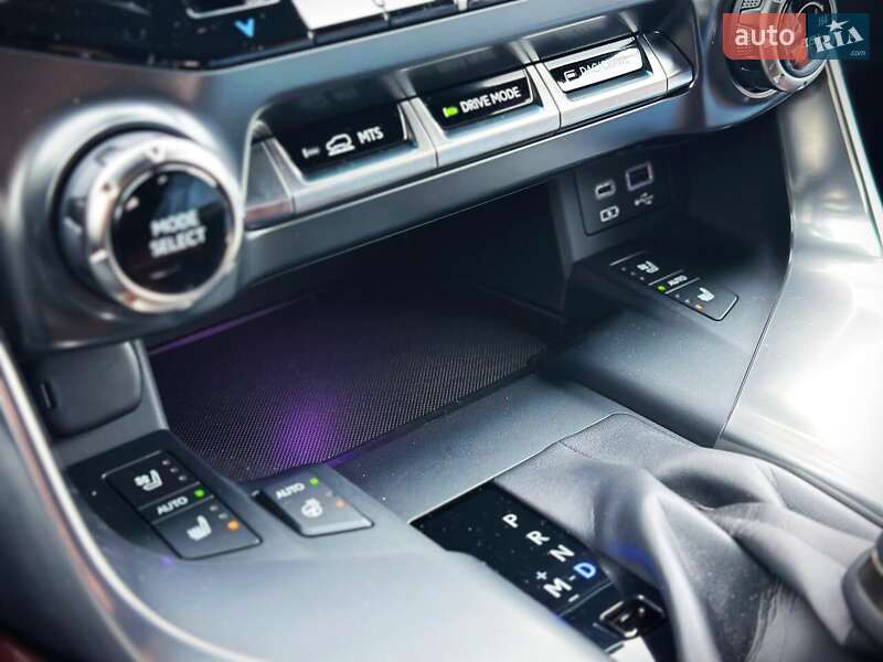 Внедорожник / Кроссовер Lexus LX 2022 в Киеве фото 36 Внедорожник / Кроссовер Lexus LX 2022 в Киеве