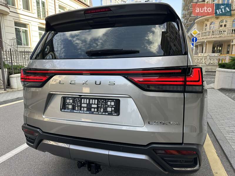 Внедорожник / Кроссовер Lexus LX 2022 в Киеве
