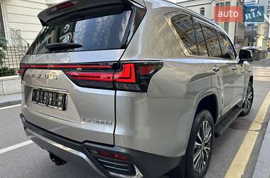 Внедорожник / Кроссовер Lexus LX 2022 в 