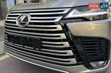 Внедорожник / Кроссовер Lexus LX 2022 в 