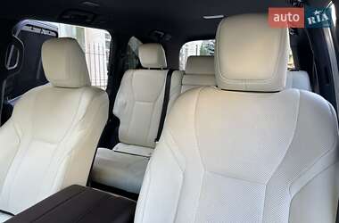 Внедорожник / Кроссовер Lexus LX 2022 в 