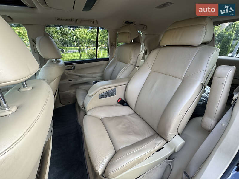 Внедорожник / Кроссовер Lexus LX 2011 в Киеве