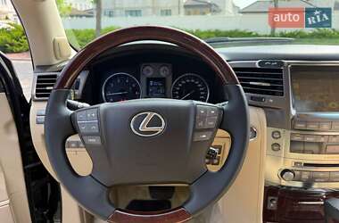 Внедорожник / Кроссовер Lexus LX 2008 в 