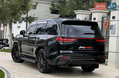 Позашляховик / Кросовер Lexus LX 2023 в 