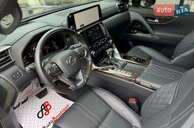 Позашляховик / Кросовер Lexus LX 2023 в 