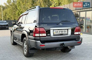 Внедорожник / Кроссовер Lexus LX 2006 в 