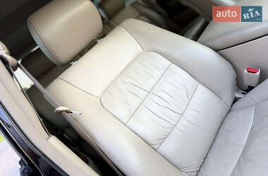 Внедорожник / Кроссовер Lexus LX 2006 в 