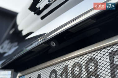 Внедорожник / Кроссовер Lexus LX 2006 в 