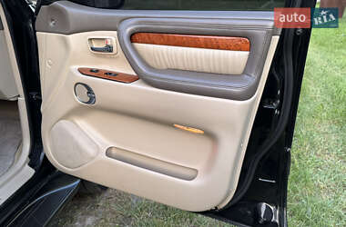 Внедорожник / Кроссовер Lexus LX 2006 в 