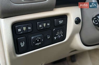 Внедорожник / Кроссовер Lexus LX 2006 в 