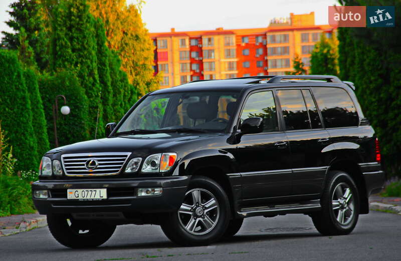 Lexus LX 2005