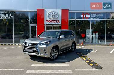 Внедорожник / Кроссовер Lexus LX 2019 в 