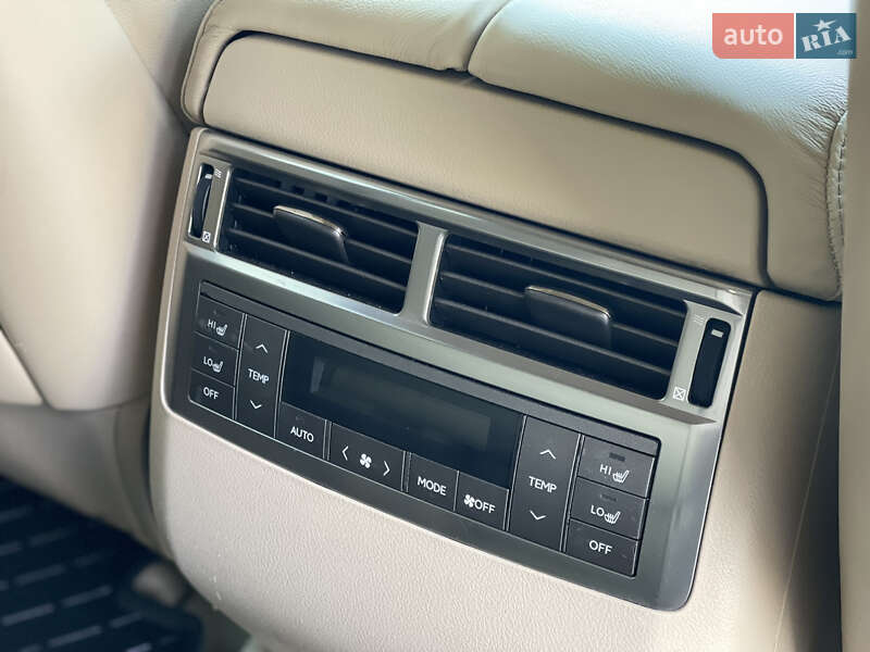 Позашляховик / Кросовер Lexus LX 2010 в Чернівцях фото 23 Позашляховик / Кросовер Lexus LX 2010 в Чернівцях