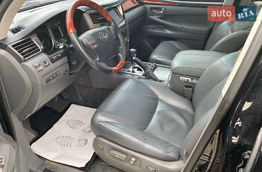 Внедорожник / Кроссовер Lexus LX 2010 в 