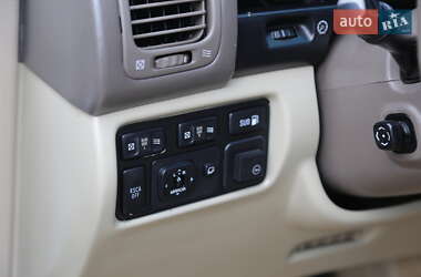 Внедорожник / Кроссовер Lexus LX 2005 в 