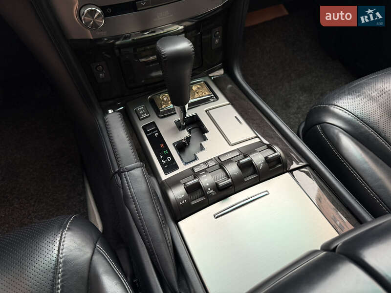 Позашляховик / Кросовер Lexus LX 2012 в Вінниці