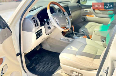 Позашляховик / Кросовер Lexus LX 2007 в 