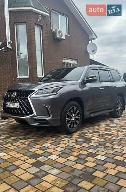 Внедорожник / Кроссовер Lexus LX 2016 в 